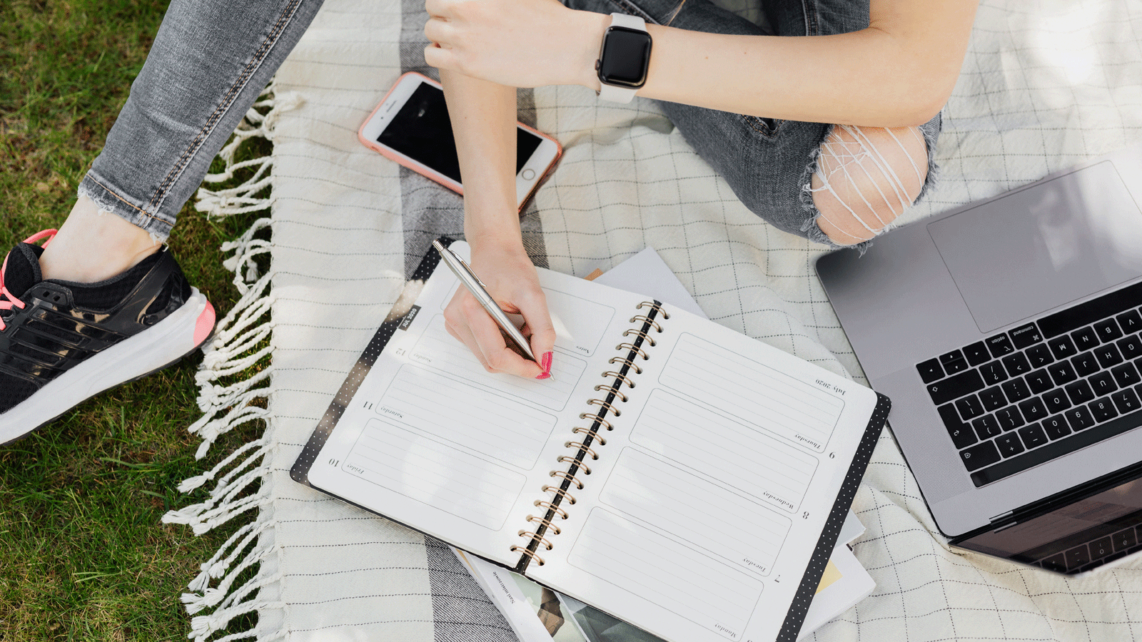 Summer Action Items for Incoming Freshmen and Parents - CollegiateParent